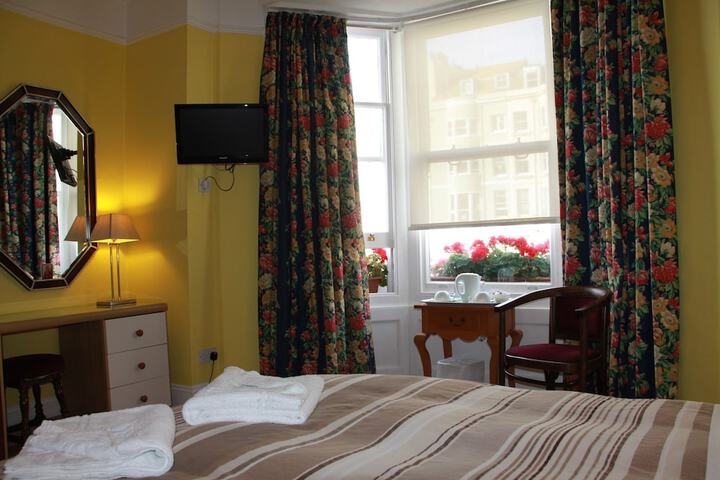 Room 18 of 81