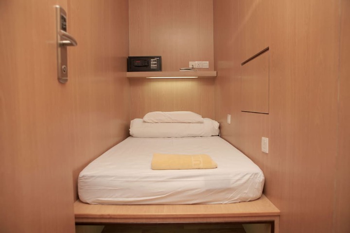 Room 7 of 53