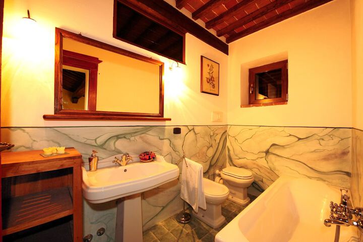 Room 13 of 45