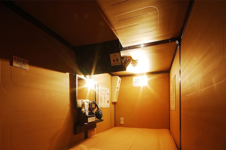 Room 4 of 58