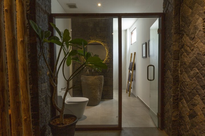 Room 50 of 88