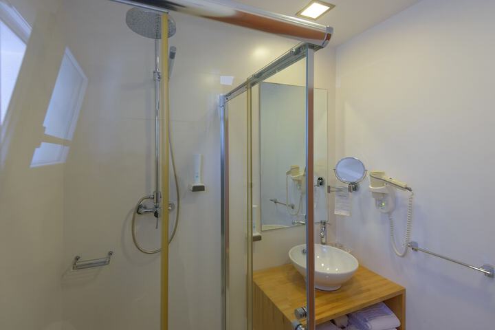 Room 41 of 52