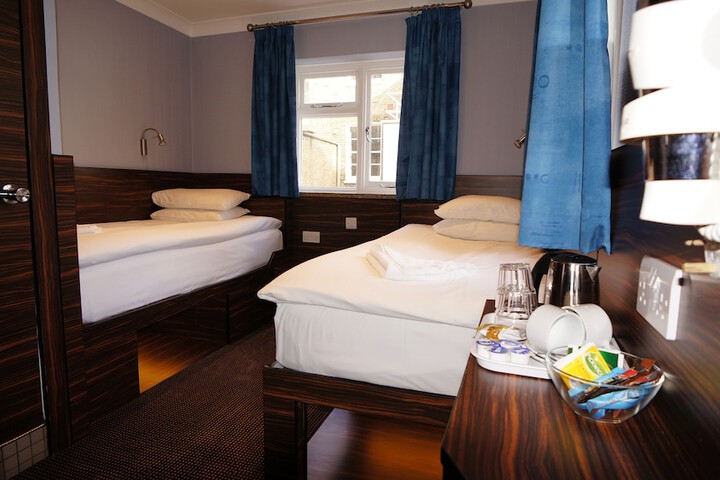 Room 44 of 67