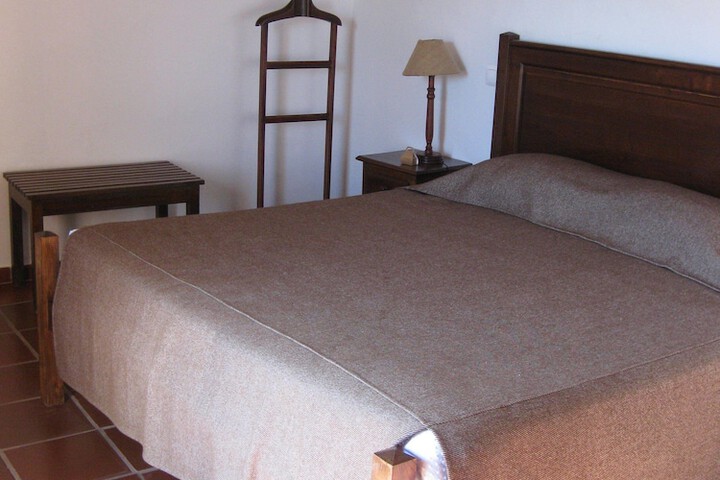 Room 2 of 36