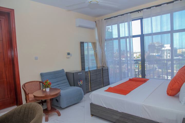 Room 58 of 98