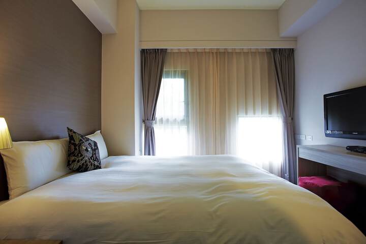 Room 15 of 51