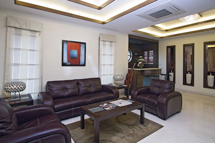 Hotel Lobby