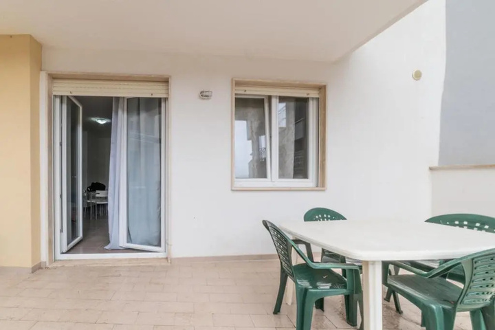 Terrace/Patio 6 of 12