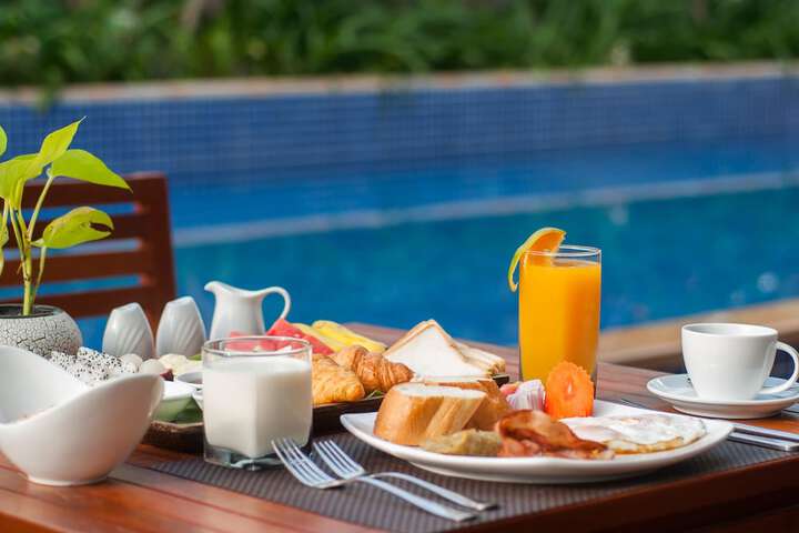 Breakfast/Coffee Service 63 of 86