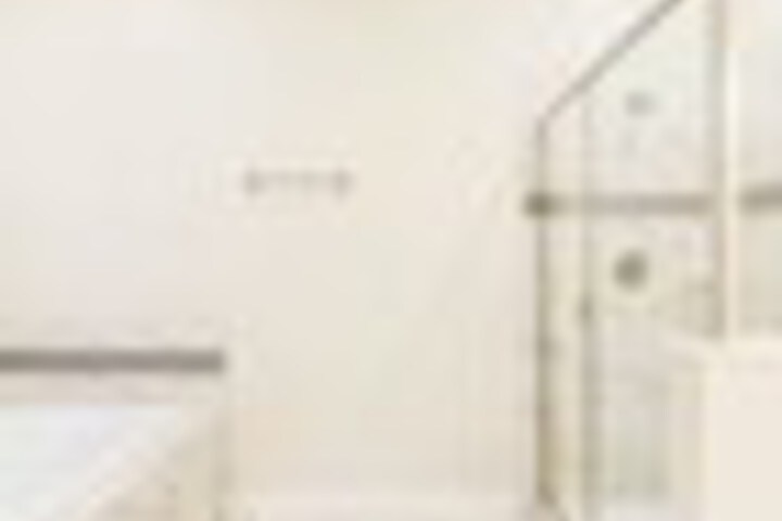 Room 119 of 216