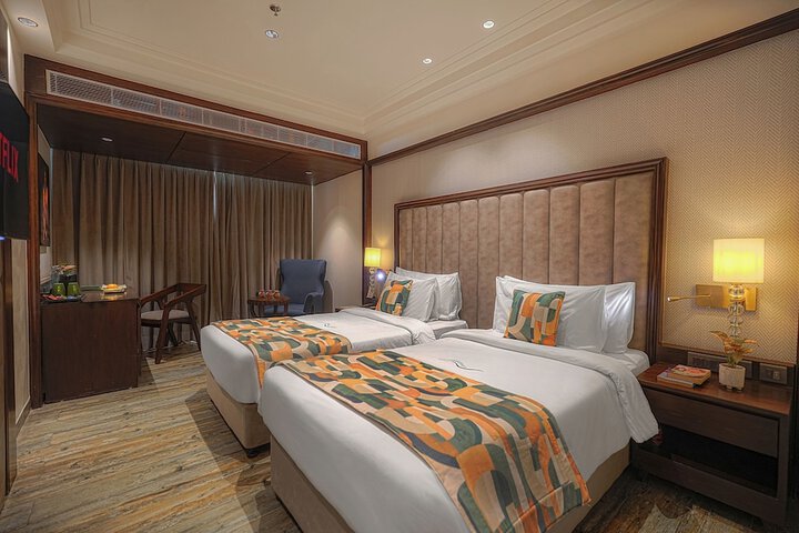 Room 15 of 63