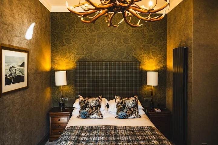 Room 23 of 52