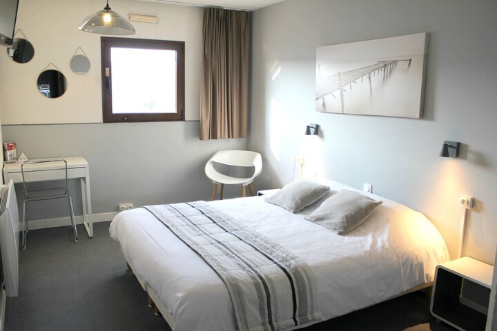 Room 13 of 41