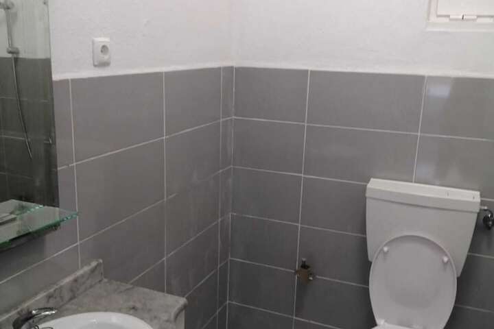 Room 74 of 89