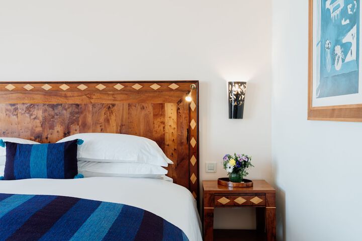 Room 15 of 128