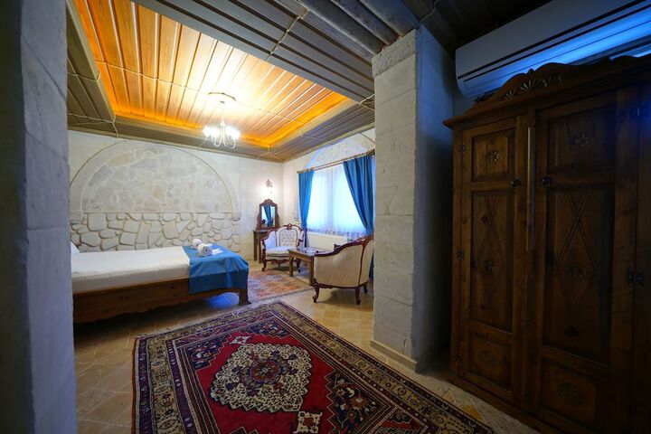 Room 21 of 113