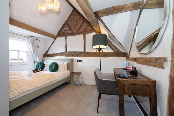 Room 20 of 124