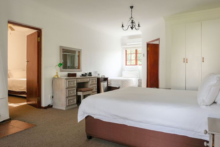 Room 16 of 110