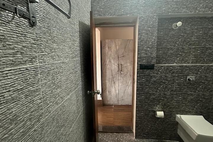 Room 49 of 56