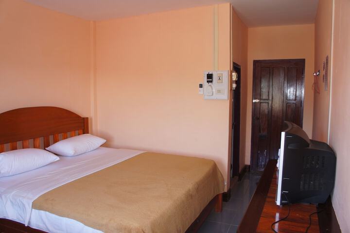 Room 4 of 26