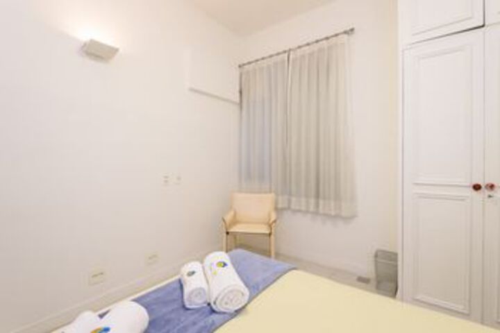 Room 15 of 29