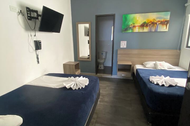 Room 12 of 34