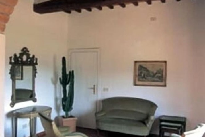 Room 16 of 65
