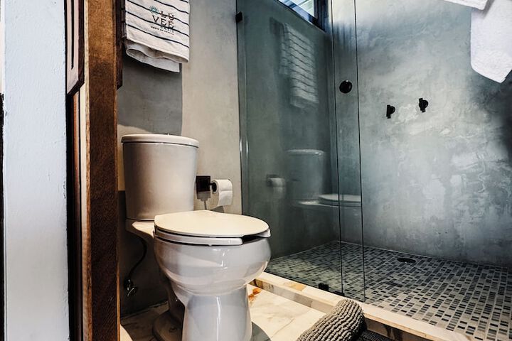 Room 17 of 72