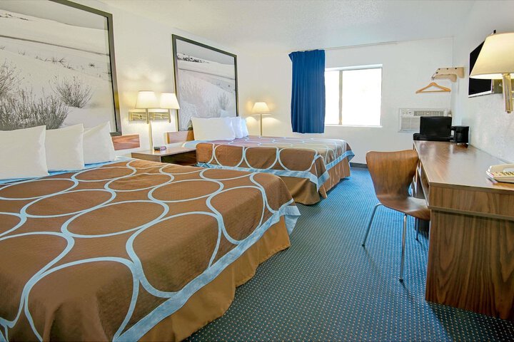 Room 5 of 13