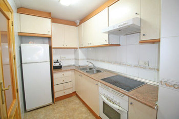 Room 6 of 11