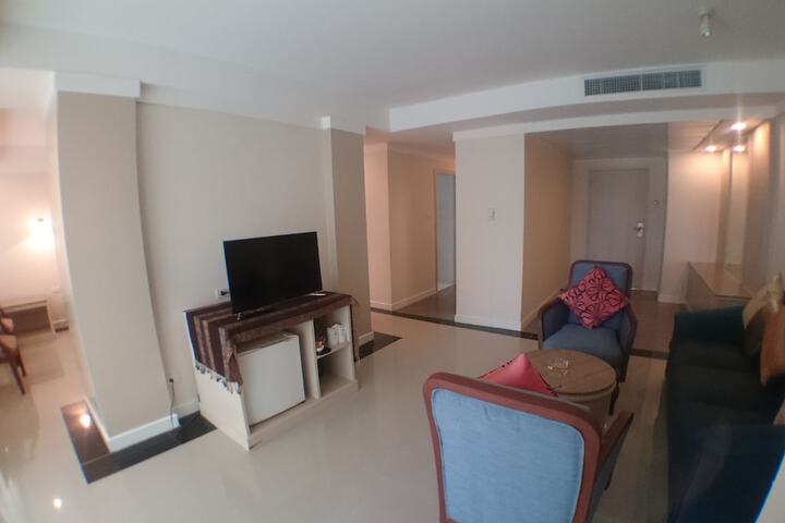 Room 42 of 73