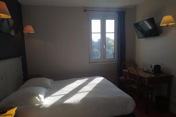 Room 8 of 54