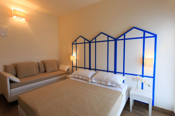 Room 8 of 55