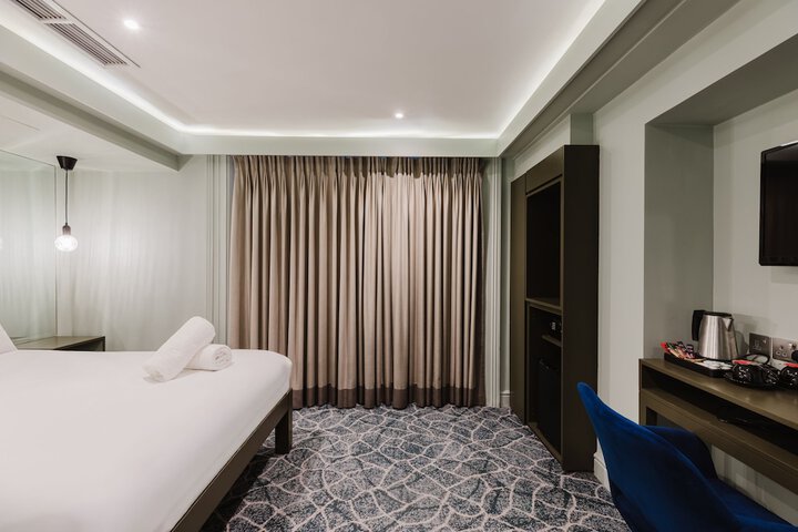 Room 77 of 263