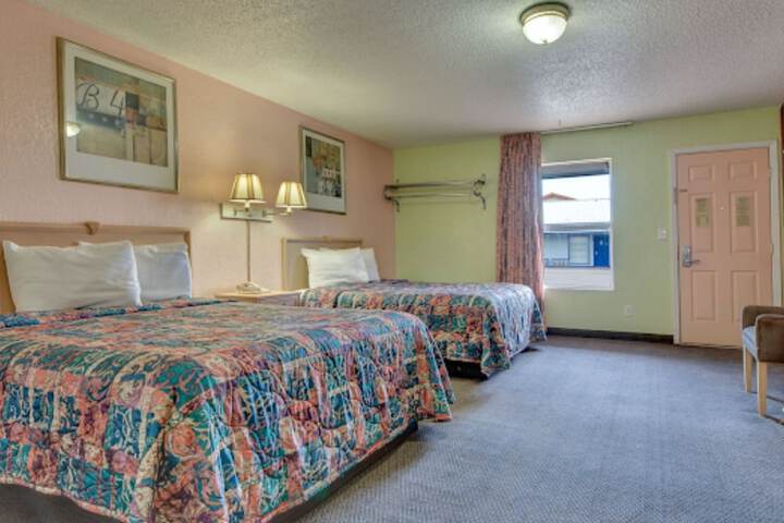 Room 9 of 23
