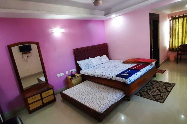 Room 16 of 22