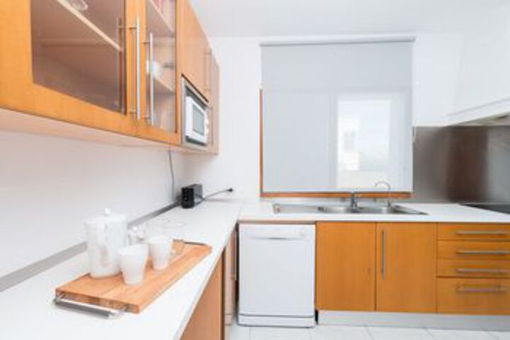 Room 8 of 27