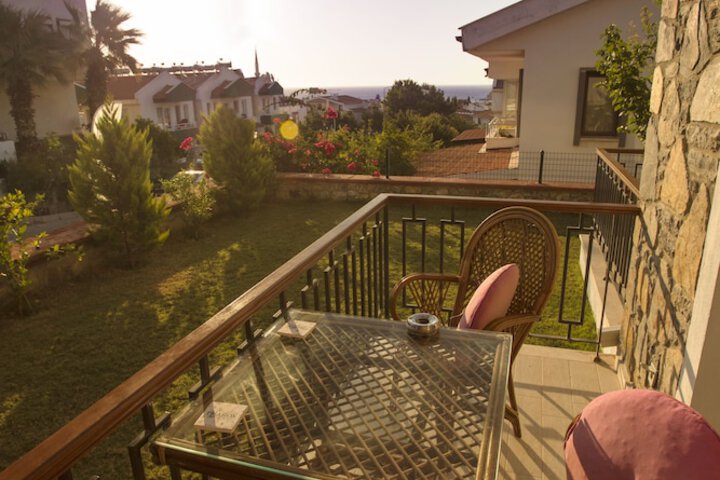 Terrace/Patio 24 of 72