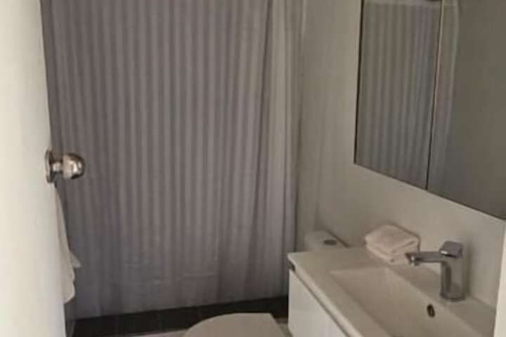 Room 18 of 21