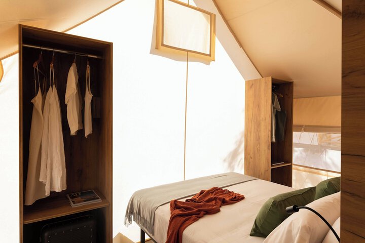 Room 3 of 36