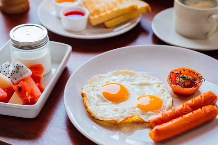 Breakfast/Coffee Service 48 of 86