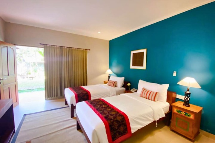 Room 47 of 185