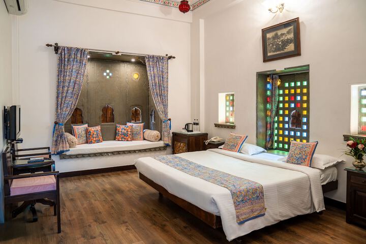 Room 8 of 36