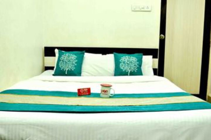 Room 10 of 25