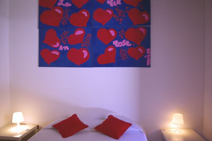 Room 10 of 36