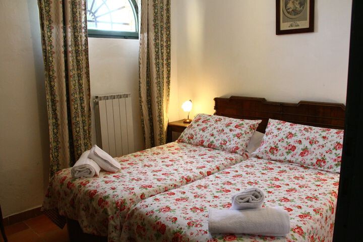Room 5 of 43