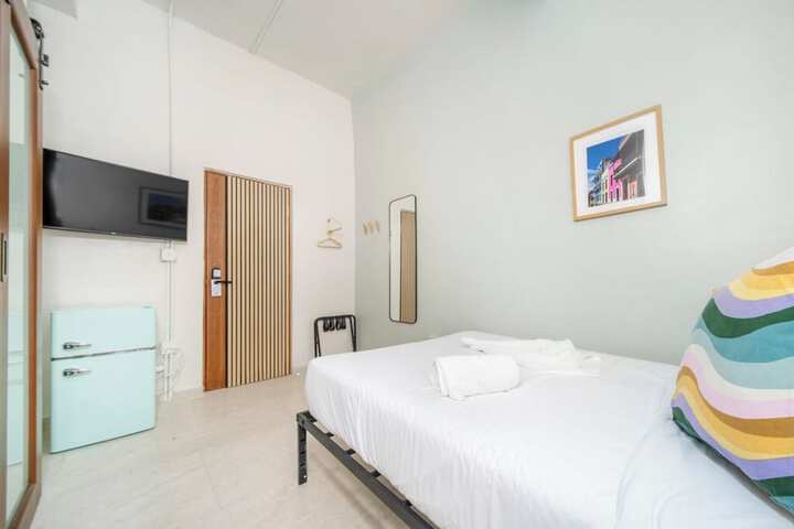 Room 6 of 21