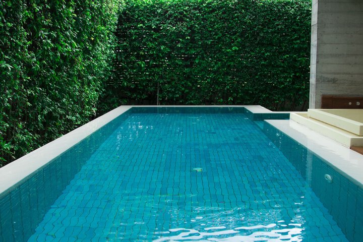 Pool 42 of 86