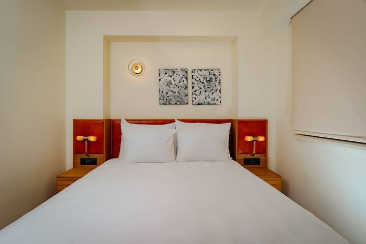 Room 21 of 113
