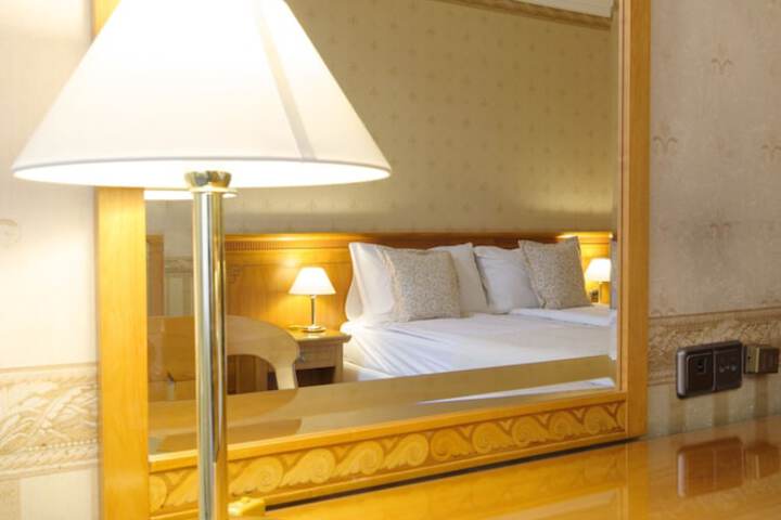 Room 29 of 82